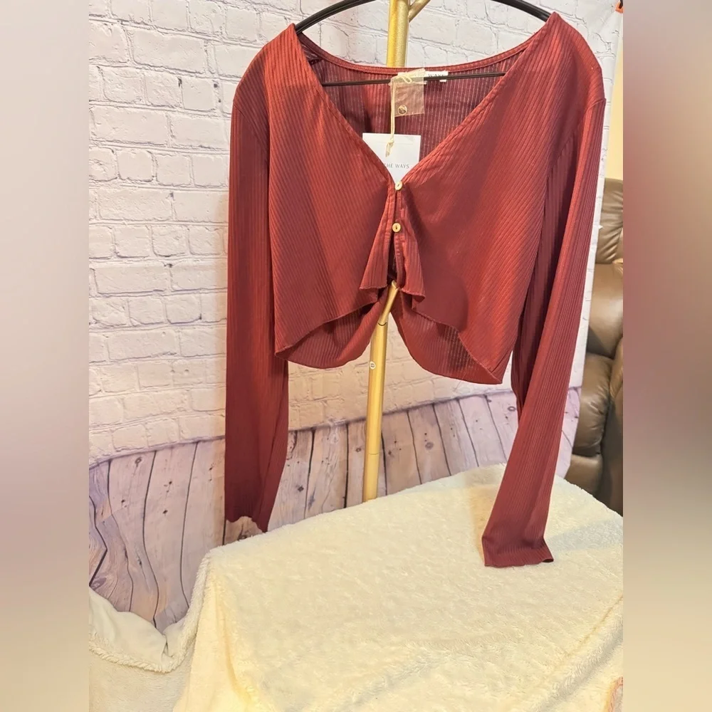 ALL THE WAYS REVOLVE CROP TOP LONG SLEEVE SIZE LARGE NWT CARDIGAN - Picture 4 of 10